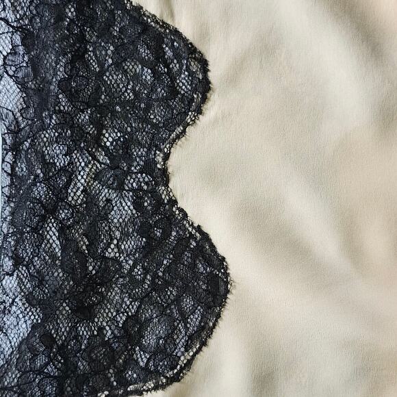 AKA New York Silk Peach/Pink Blouse with Black Lace Sleeves Size Small - Picture 5 of 9